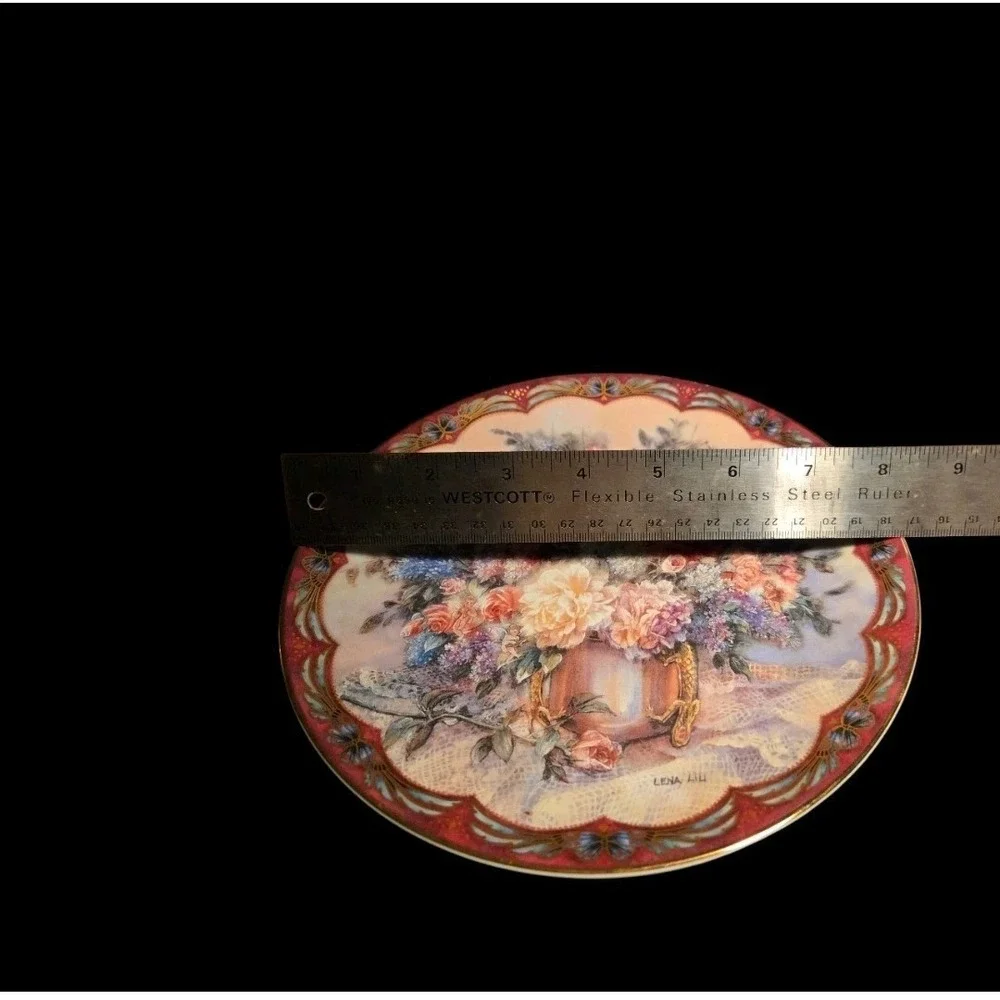 Set Of 2 W.L. George Collectors Plates By Lena Liu Floral Gold‎ Accents 8